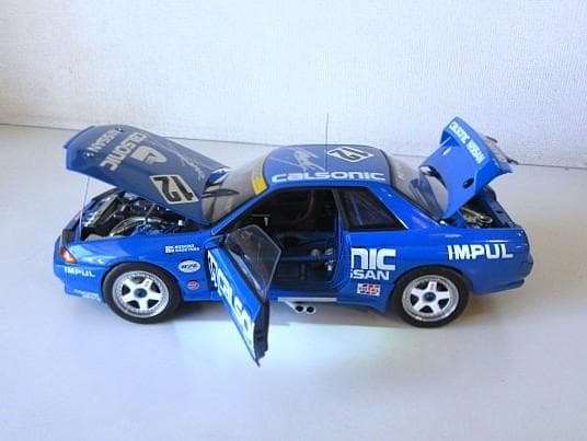 特価 AUTOart 1/18 日産 スカイライン GT-R 星野一義サイン入り