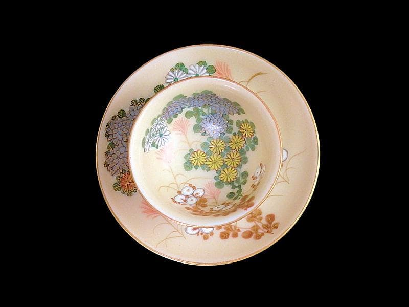 九谷　柄本暁舟　金襴手　秋草の図　盃及び盃台セット　F179AS-DAw