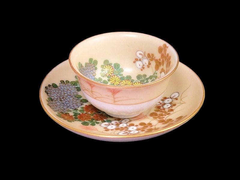 九谷　柄本暁舟　金襴手　秋草の図　盃及び盃台セット　F179AS-DAw