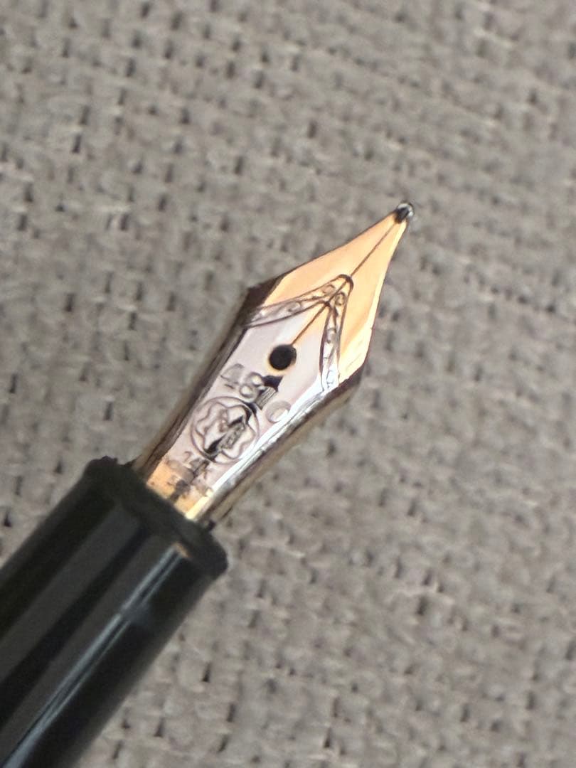 ◾️モンブラン◾️144万年筆◾️マイスターシュテュック クラシック◾️化粧箱付属◾️