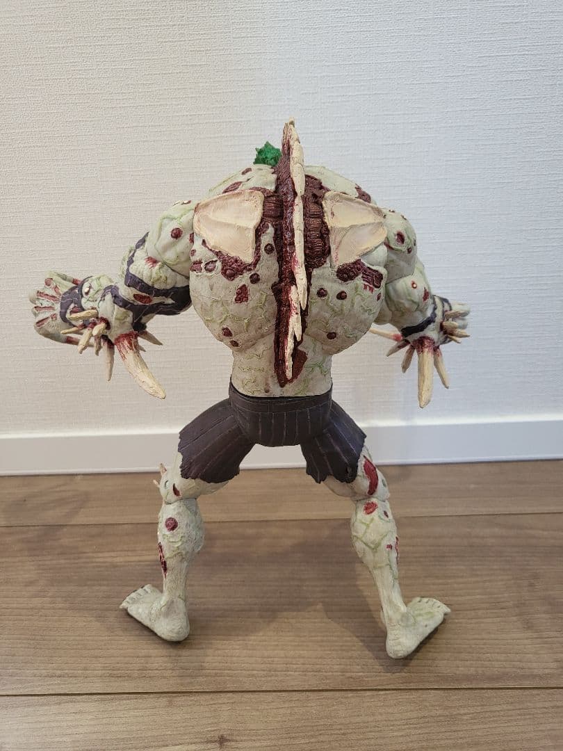 フィギュア　タイタンジョーカー バットマン アーカム