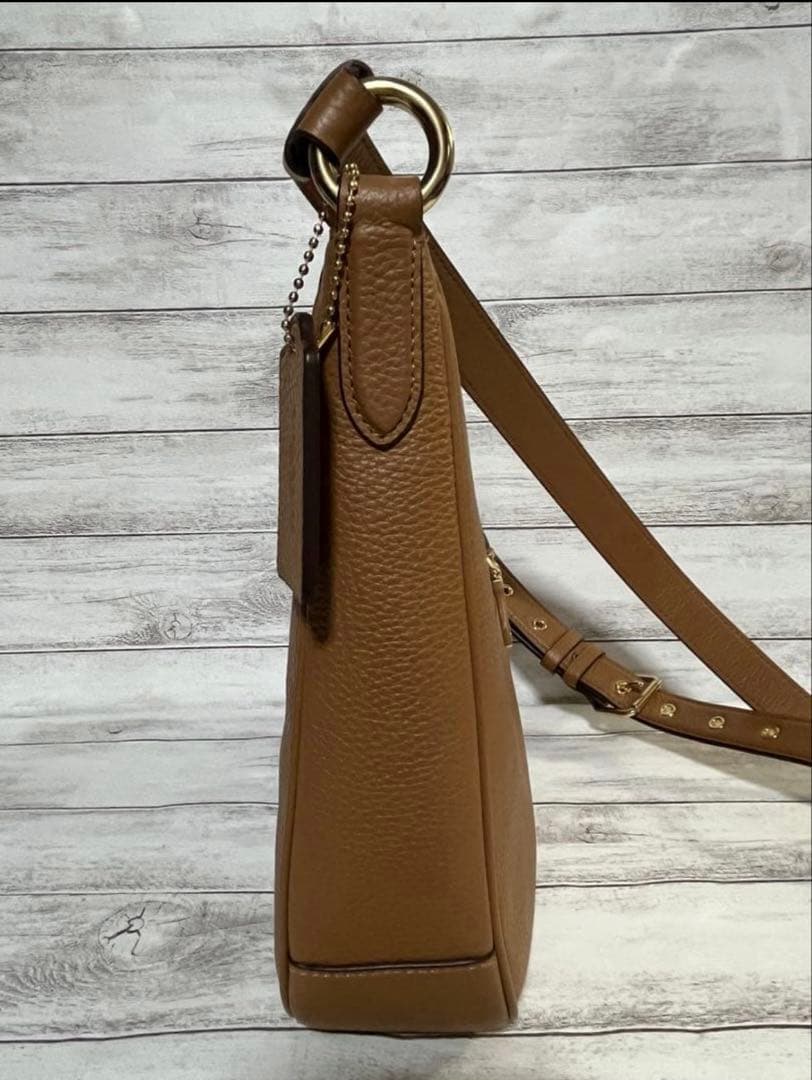 [美品] コーチ　coach ショルダーバッグ　アウトレット