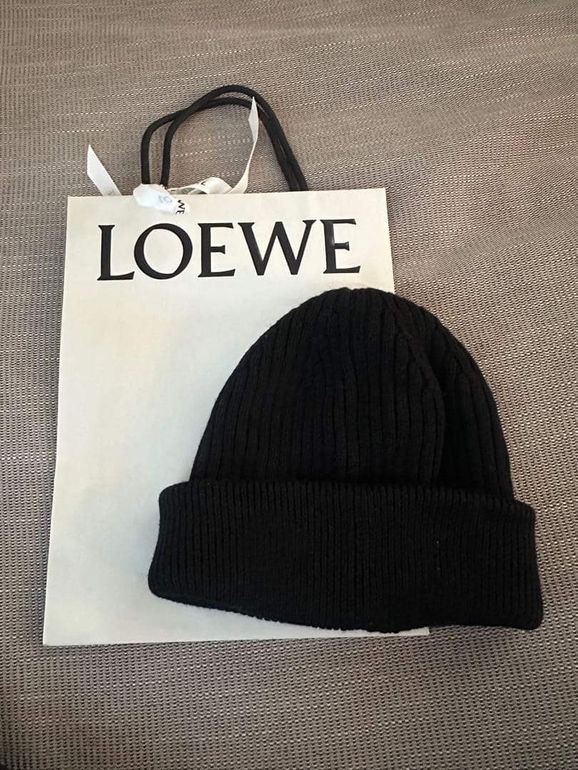 LOEWE ブラック ビーニー　袋付き