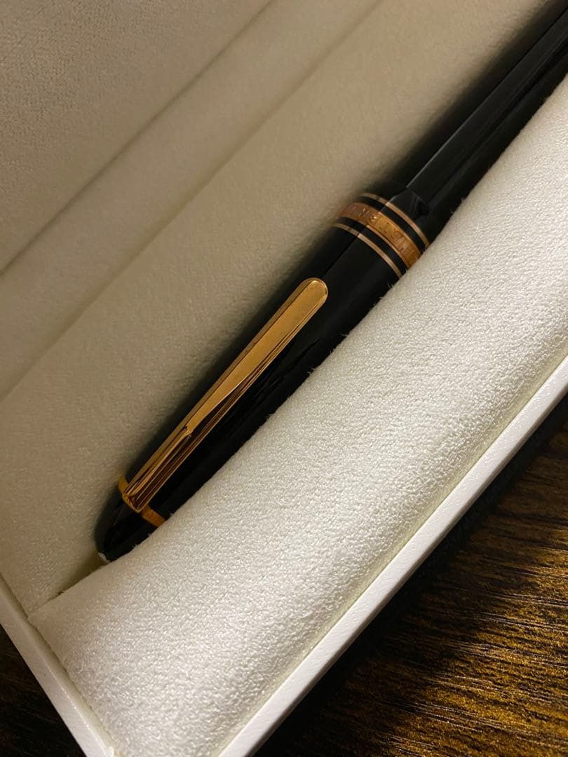 【新品未使用】モンブラン ボールペン マイスターシュテュック
