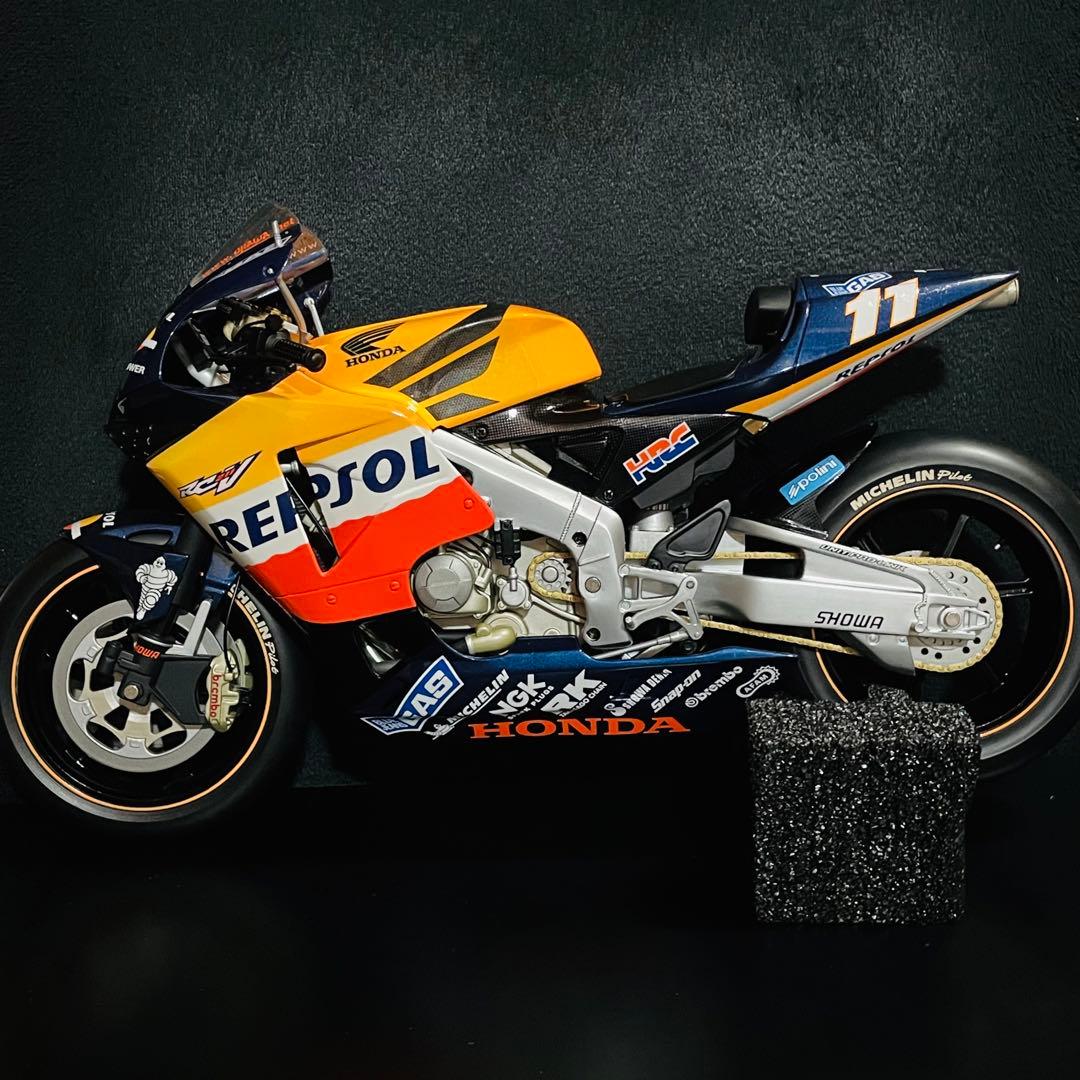 1/6 PMA レプソル ホンダ RC211V 2002 V.ロッシ