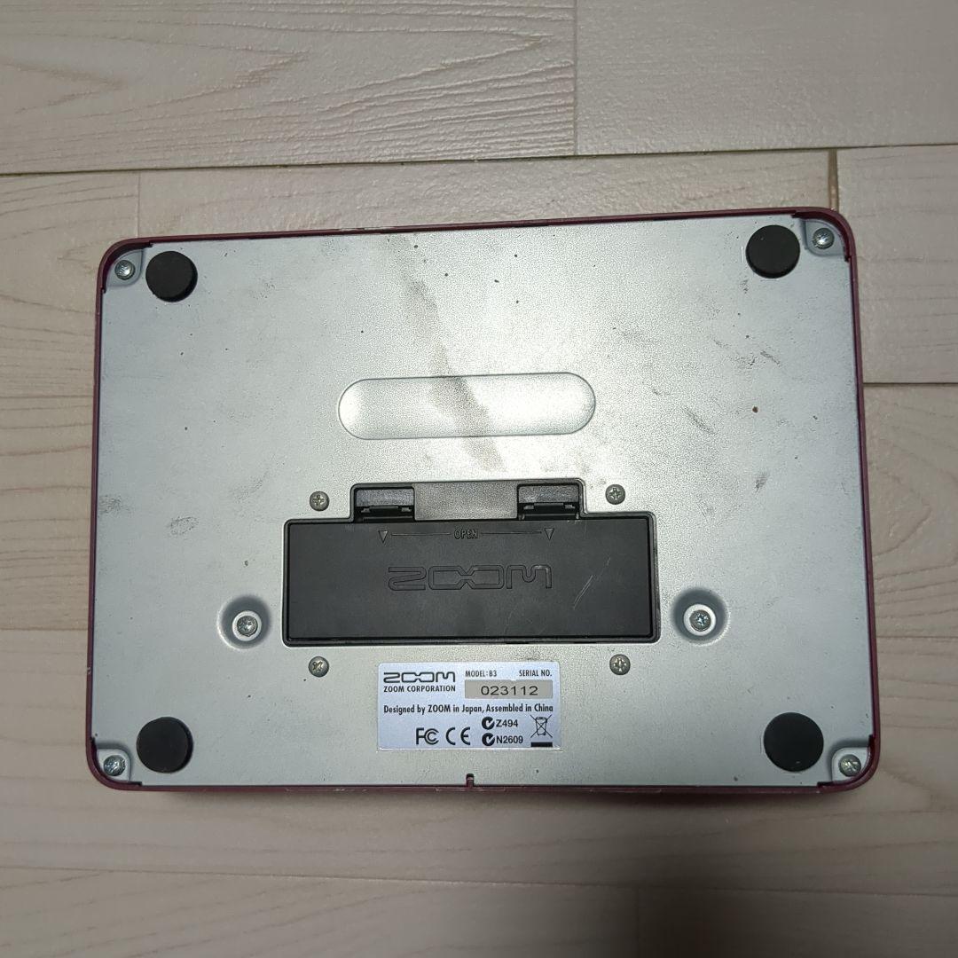 ベース ZOOM B3