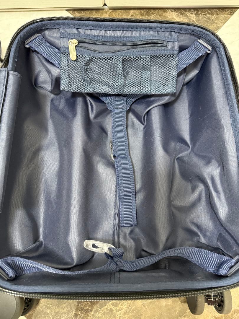 BERMAS バーマス INTER CITY フロントオープン 容量22L