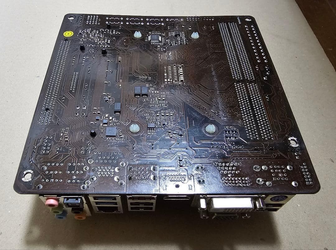 ASRock FM2A85X-ITX+AMD A10-6700+16GBメモリ