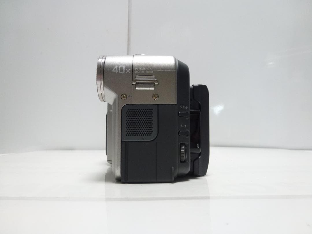 希少　動作品　Mini DV　ソニーデジタルビデオカメラ　 DCR-SC100