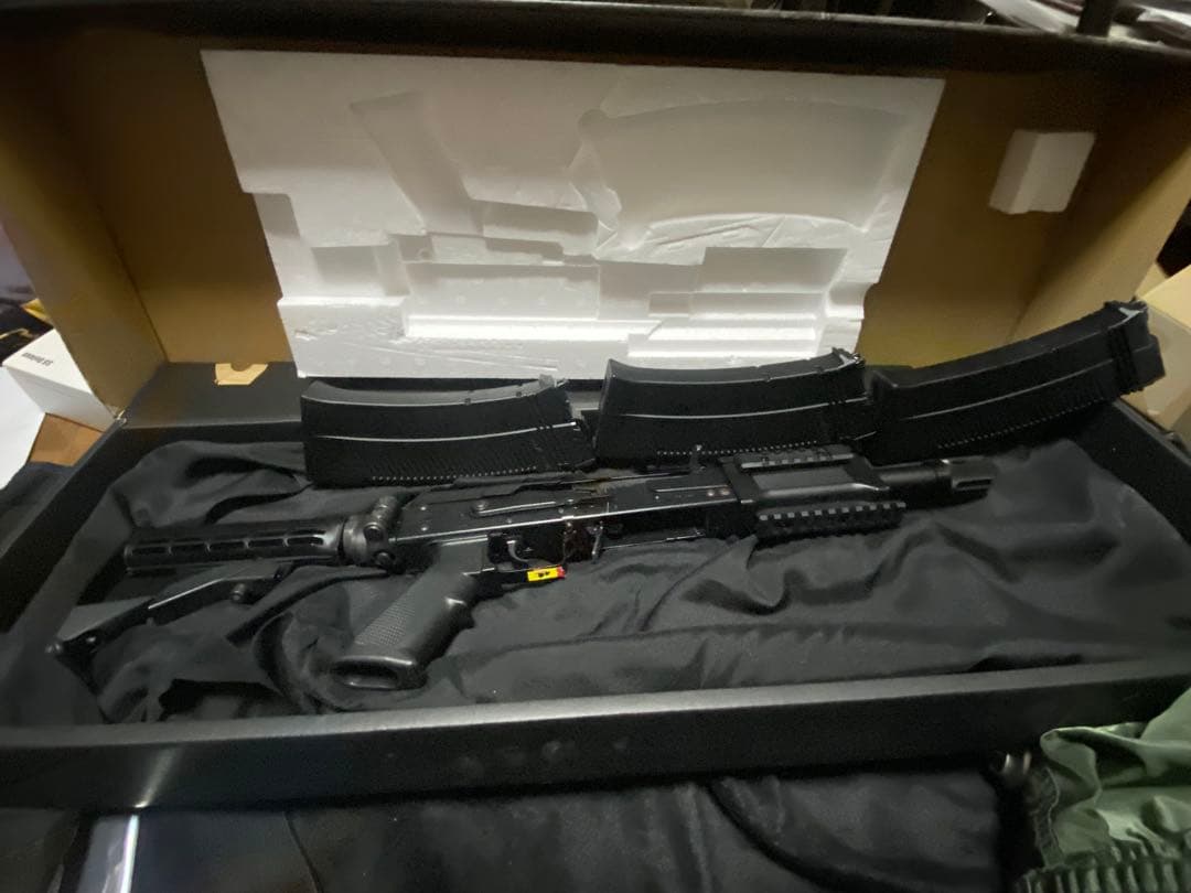 東京マルイサイガ-12 SBS マガジン3つ付き