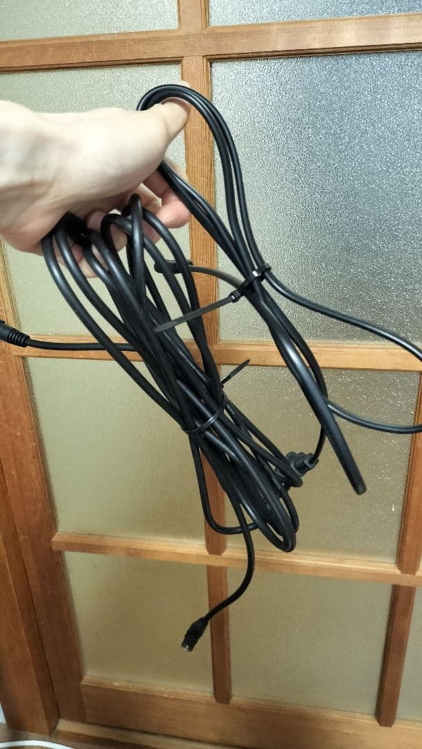 MAXZEN テレビ　 32インチ　J32SK03 送料込み