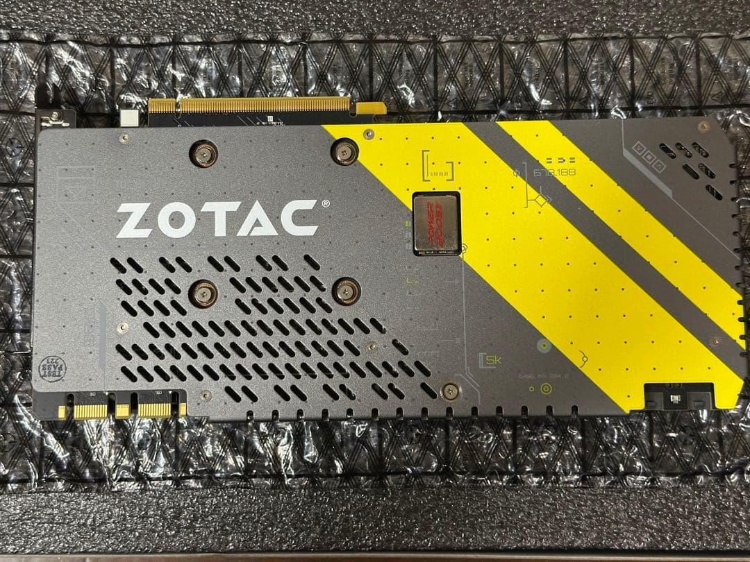 ZOTAC GeForce GTX 1070 8GB グラフィックボード　箱有り