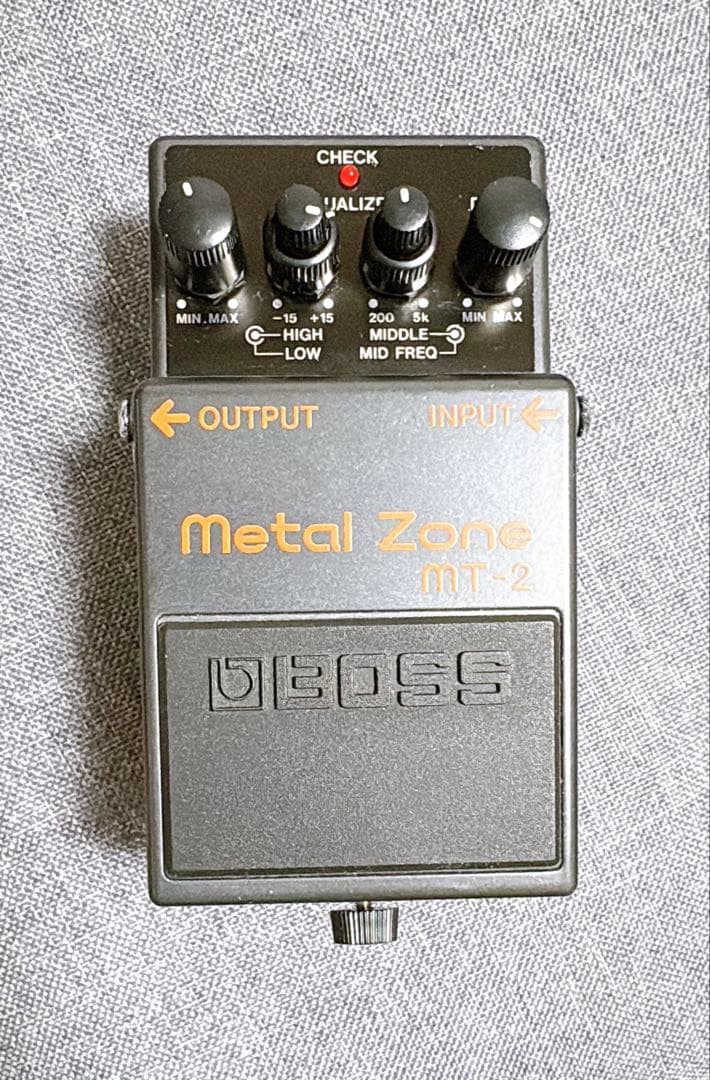 BOSS l Zone MT-2 ギターエフェクター ＆電源分配ケーブル