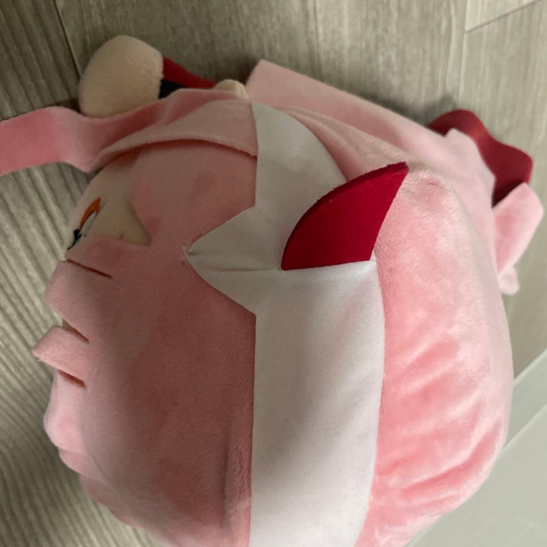 メガジャンボ寝そべりぬいぐるみ”ゼロツー” 「ダーリン・イン・ザ・フランキス」