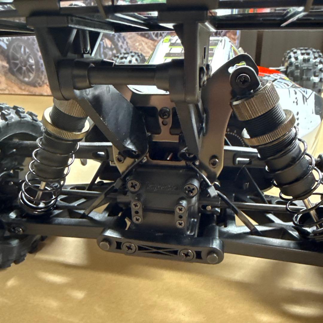 京商　インファーノ ME 3.0 1/8スケールラジコンカー