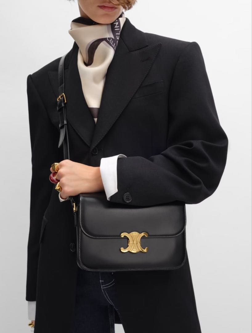 並行輸入　Celineセリーヌ　トリオンフ　ショルダーバッグ