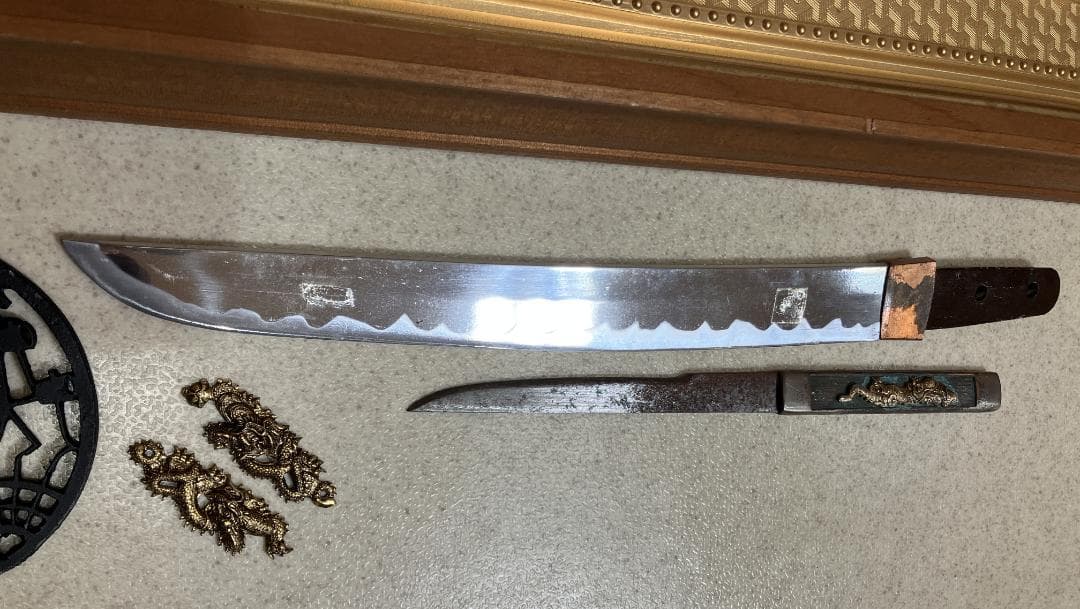 レプリカ　刀剣額　鍔　模造刀