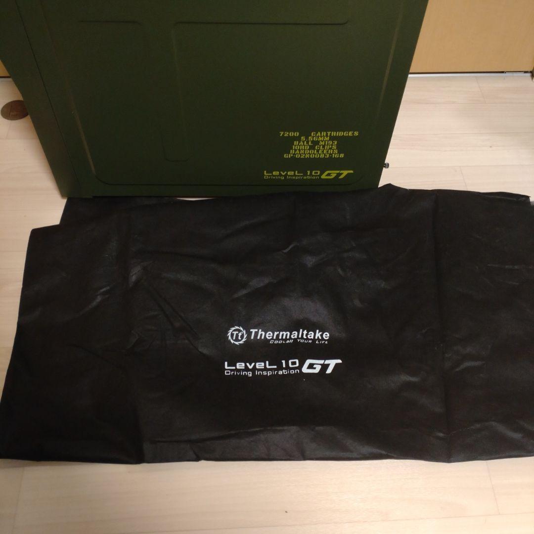 Thermaltake PCケース オリーブグリーン