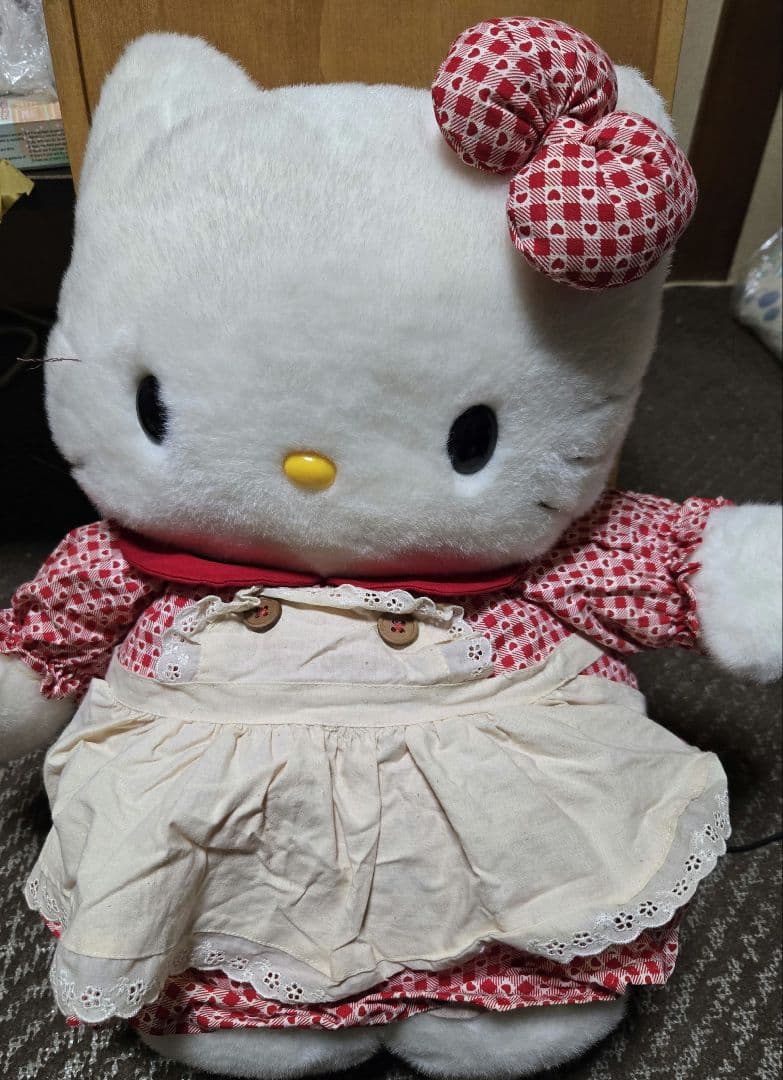 超激レア1990年代 レトロ ハローキティ エプロンドレス ぬいぐるみ(L)