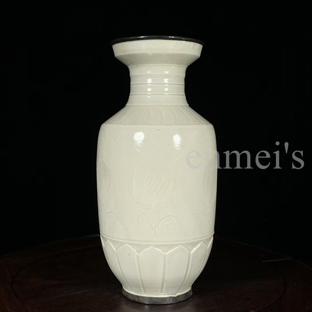 宋代 定窑 包口刻花卉纹盘口瓶 陶芸 文房具 置物 古美術 花瓶 禮品 年代物