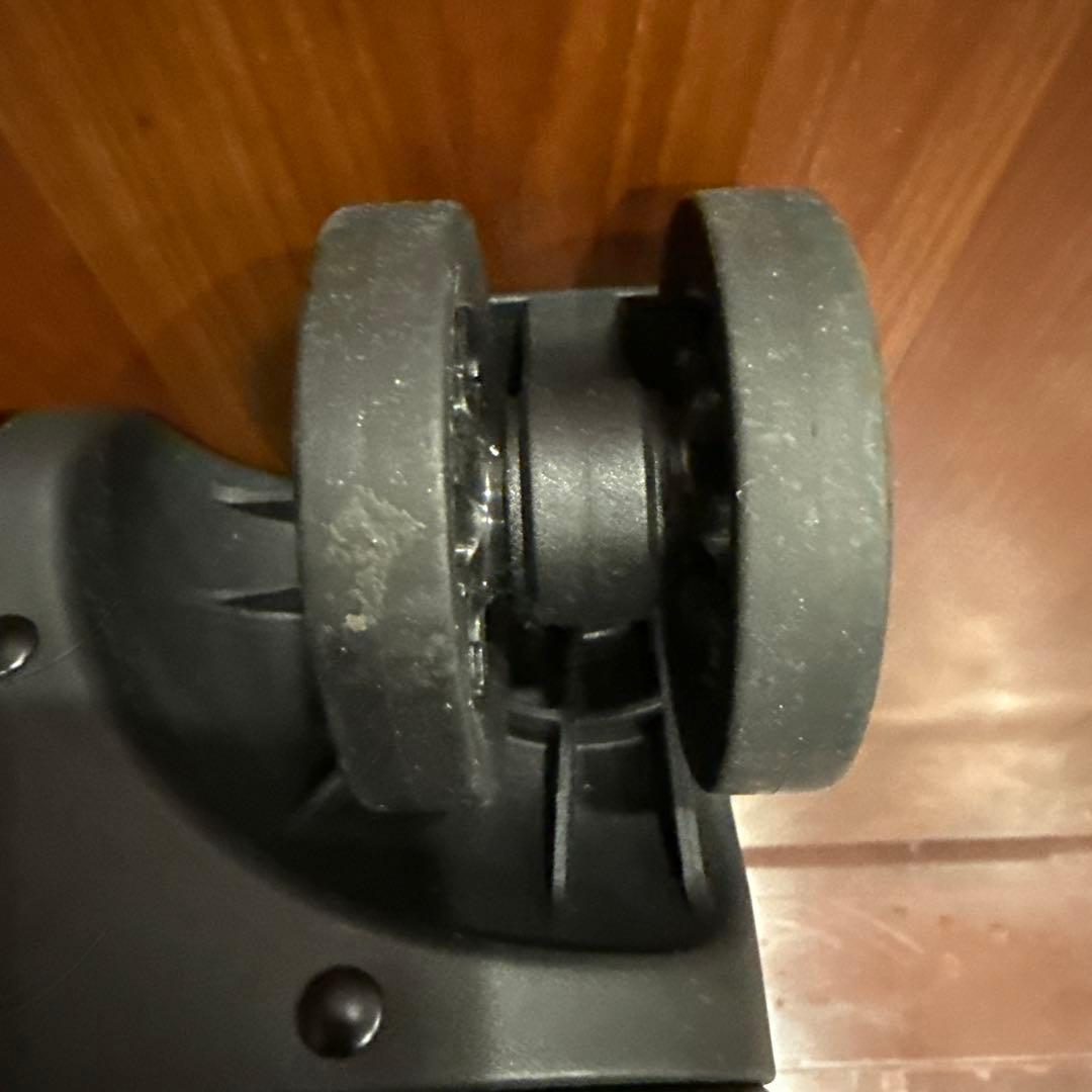 メルセデス・ベンツ AMG オリジナルスーツケース 64l