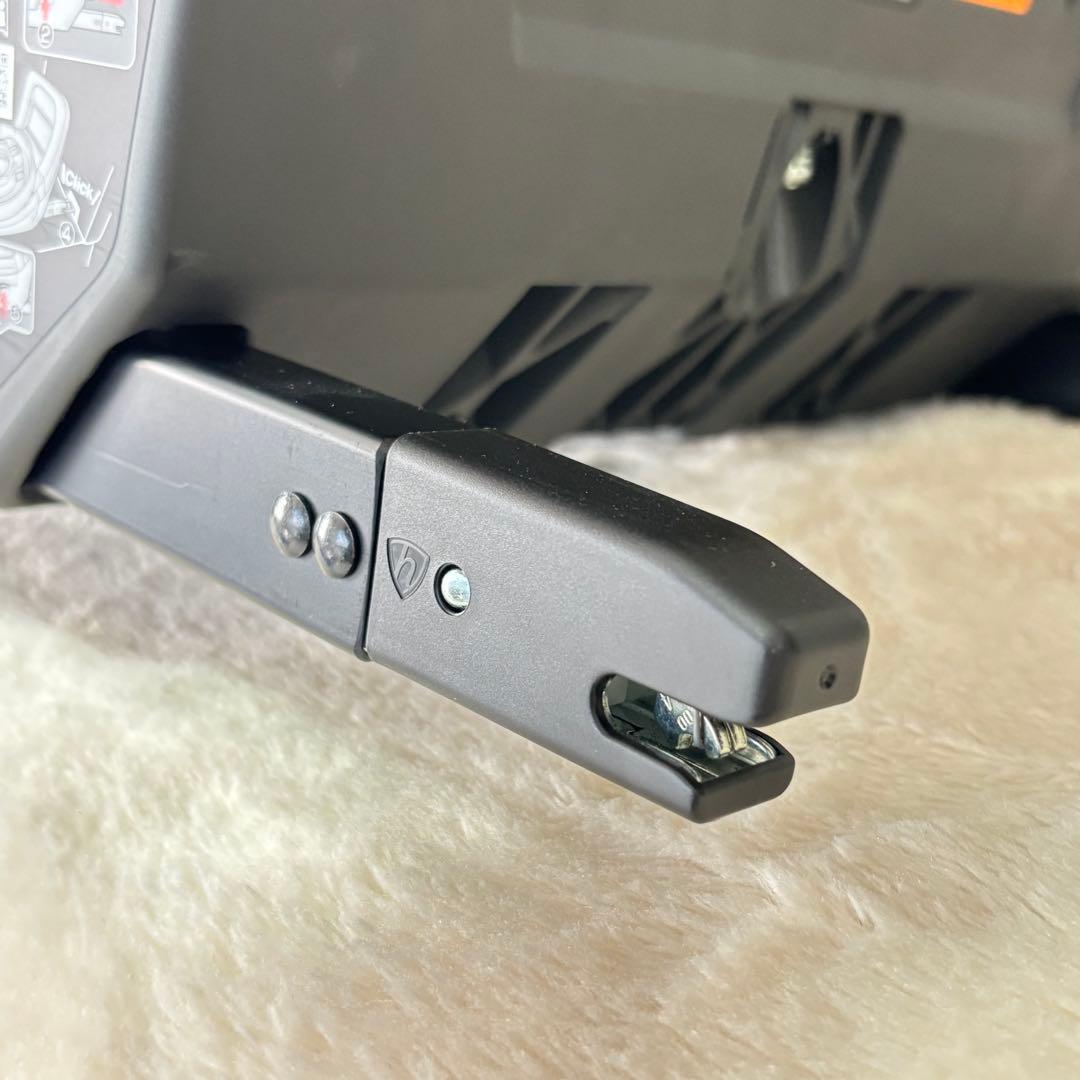 コンビ チャイルドシート　THE S 　Air ISOFIX エッグショック