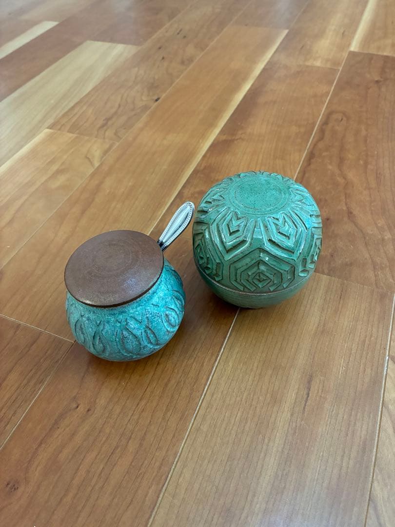 ヤッチとムーン　やちむん