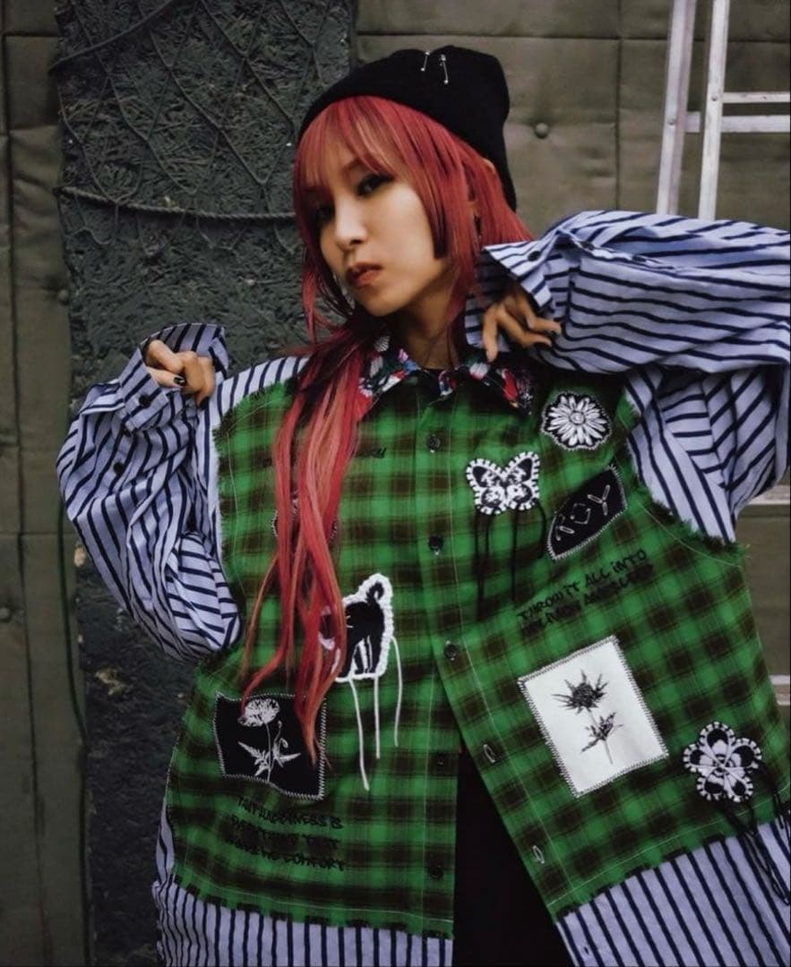 LiSA Roy reflect overjoy 刺繍ストライプ デザインシャツ