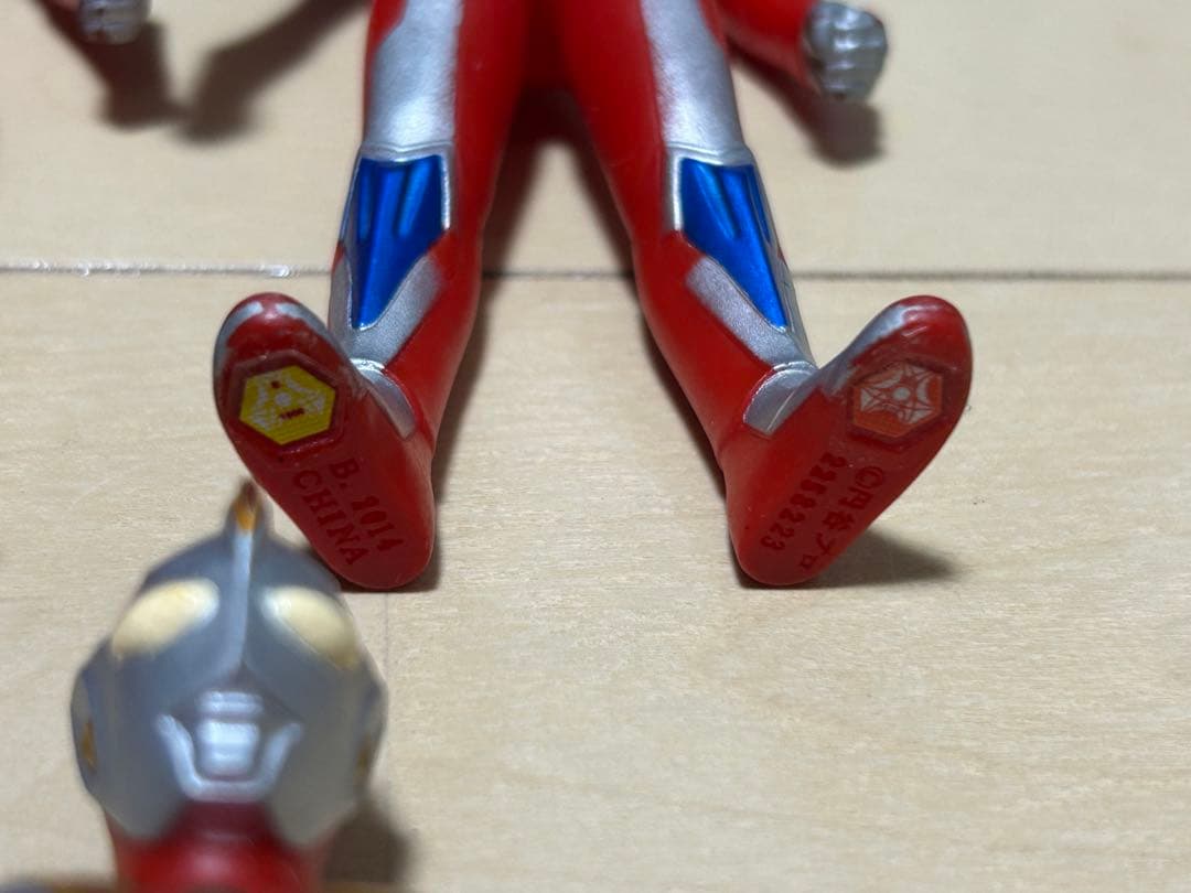 ウルトラマン　怪獣　フィギュア　セット 約50体 ソフビ　ギンガスパーク　ライブ