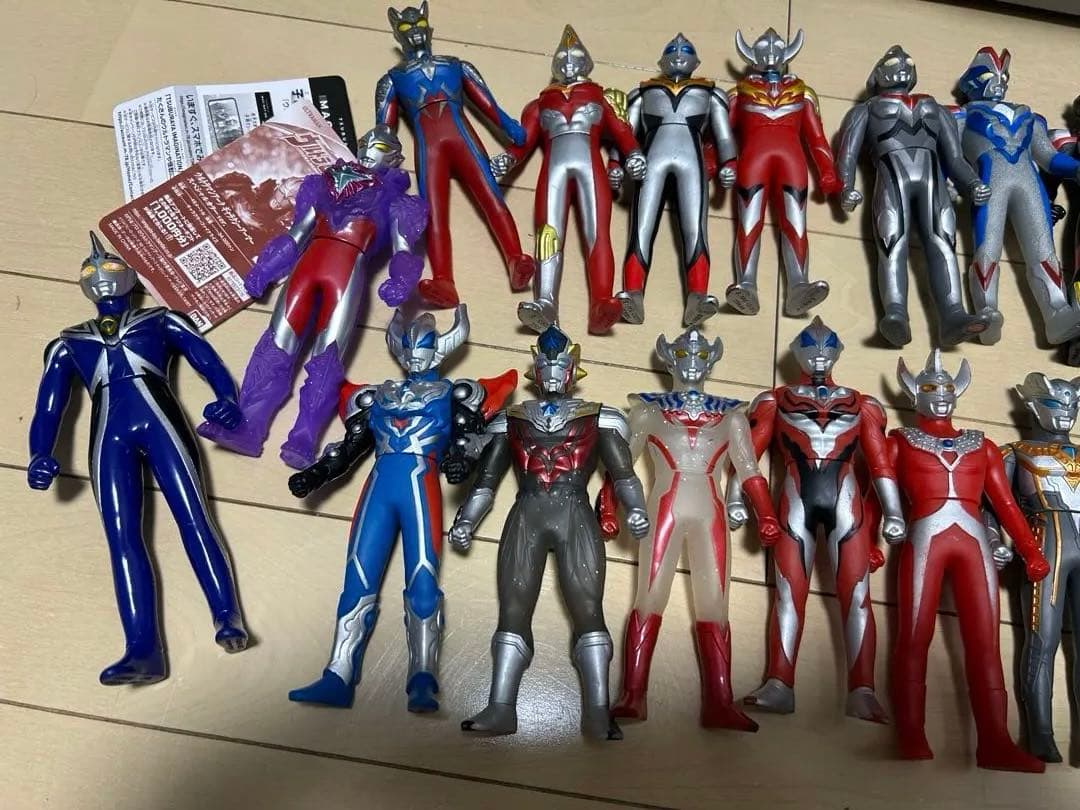 ウルトラマン　怪獣　フィギュア　セット 約50体 ソフビ　ギンガスパーク　ライブ