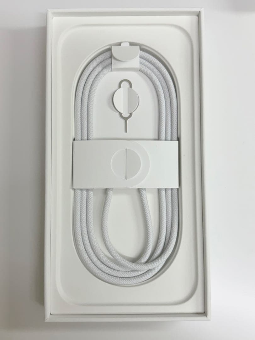 【美品・安心セット】iPhone16 日本国内SIMフリー版