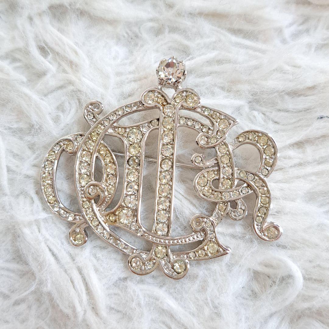 極美品✨クリスチャンディオール エンブレムロゴブローチ ラインストーン ビジュー