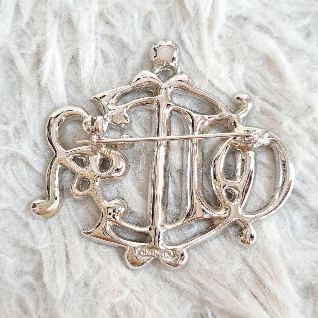 極美品✨クリスチャンディオール エンブレムロゴブローチ ラインストーン ビジュー