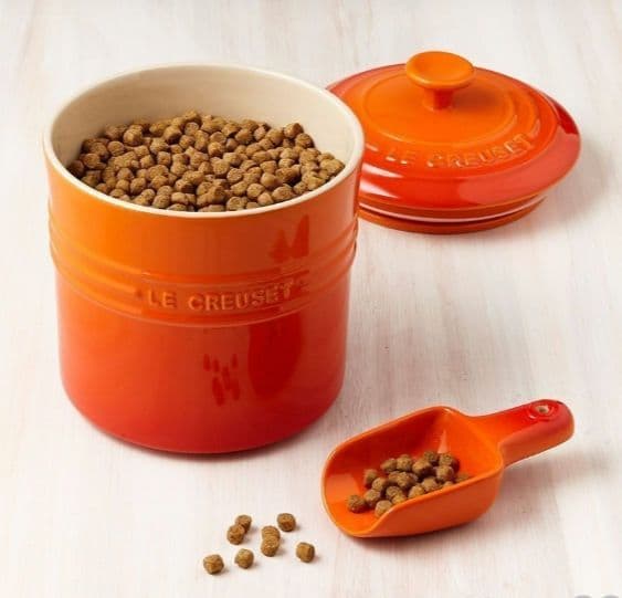 美品 LE CREUSET イエローペットフードコンテナースクープ付き13-49