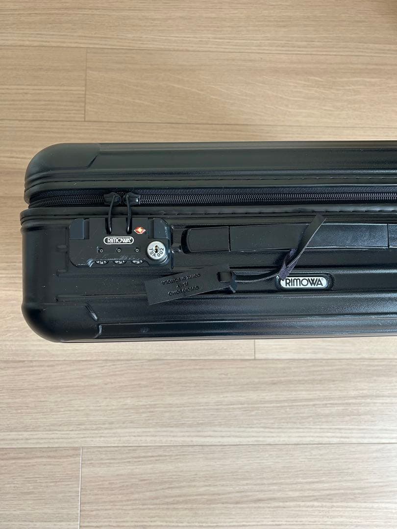 RIMOWA リモワ サルサ 2輪 キャリーケース 35L ブラック 黒