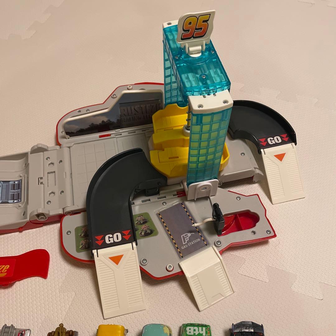 カーズトミカ(17+1台 トレーラー2台)まとめ売り　トルネードシューター付き