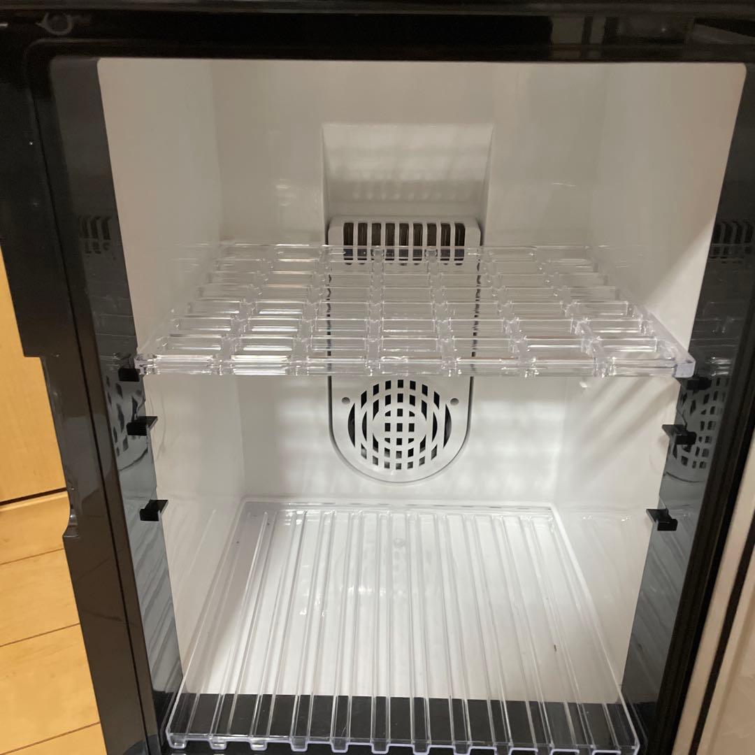 #650 小型冷蔵庫 ポータブル冷温庫 VS-404WH