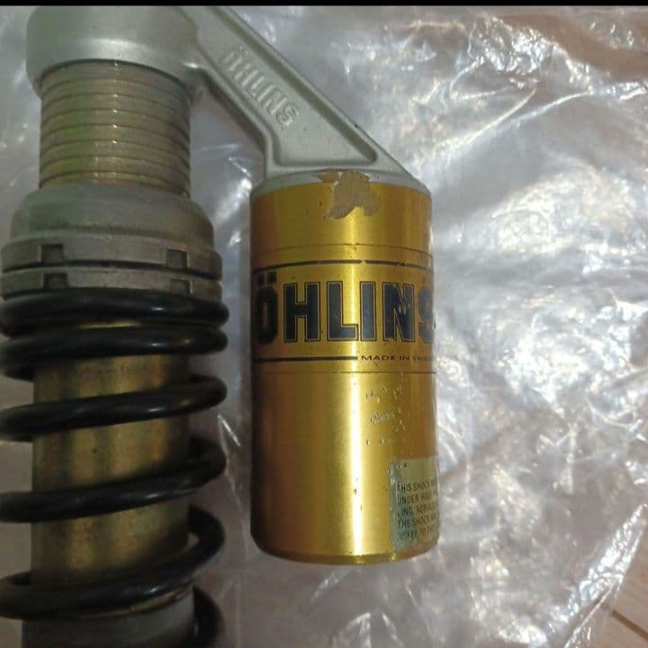 738　オーリンズ　ゼファー750 リアショック　KA2124