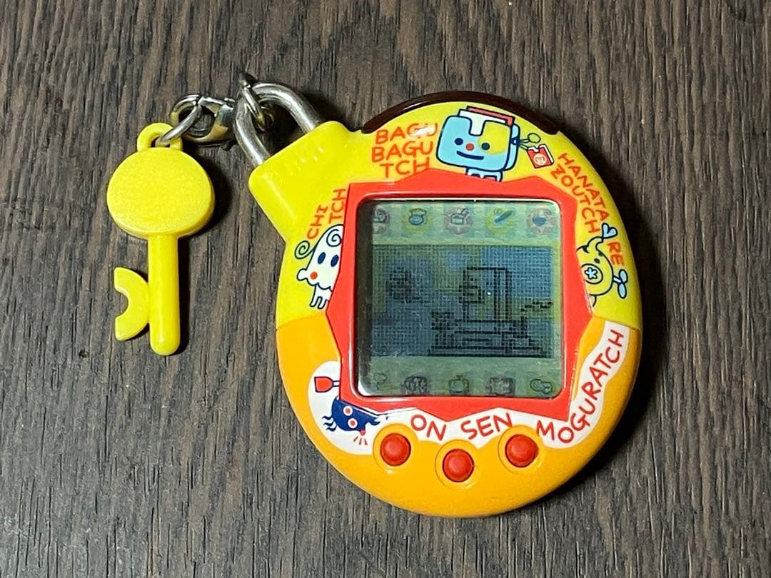 【希少】いぇー！ふぁみりーイロイロ！たまごっちプラス ふぁみたまラブ