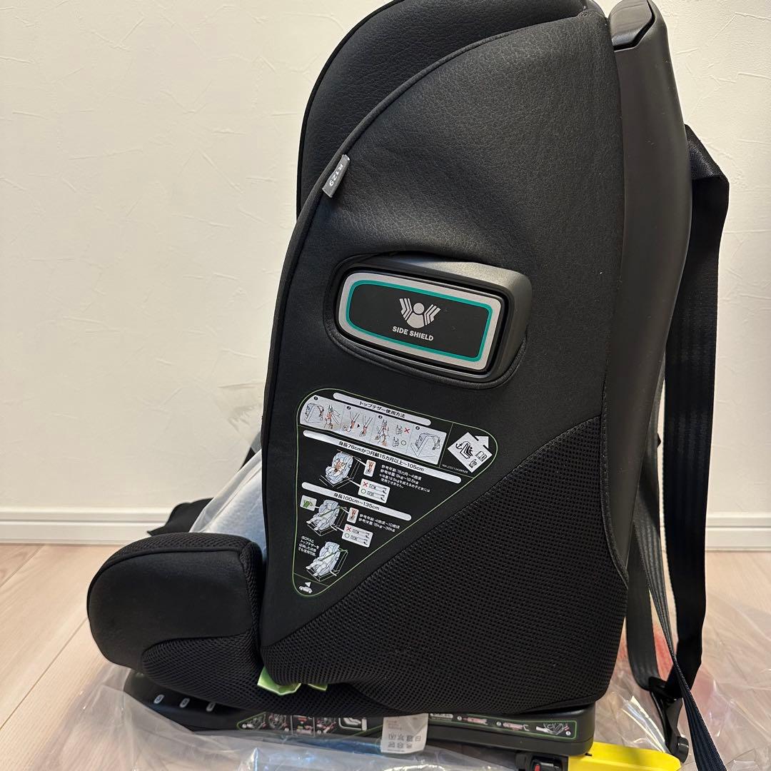 ★美品 Aprica フォームフィット ISOFIX セーフティープラス 黒★