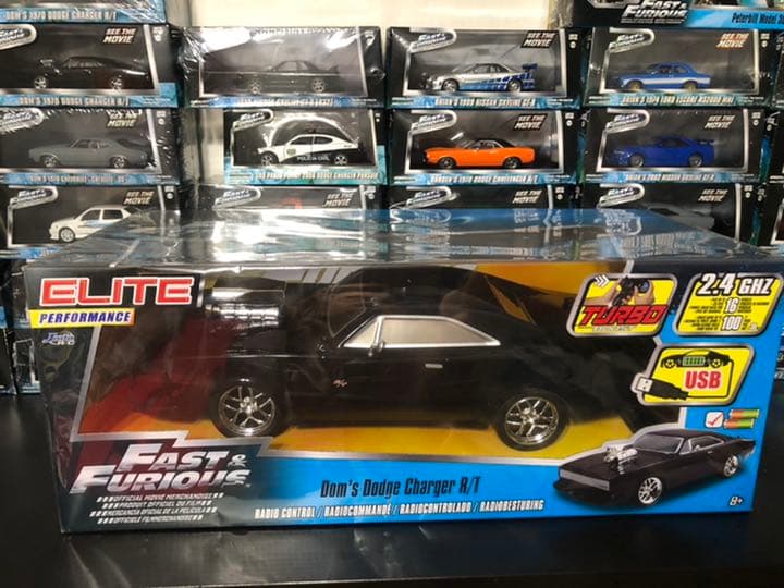 ミニカー FAST&FURIOUS Dom's Dodg e Charger RC