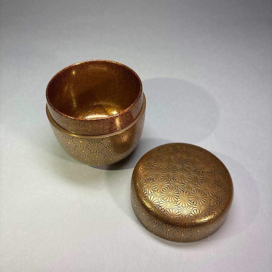 和宗陽斉　菊詰大棗　金地内梨地 (桐箱入)