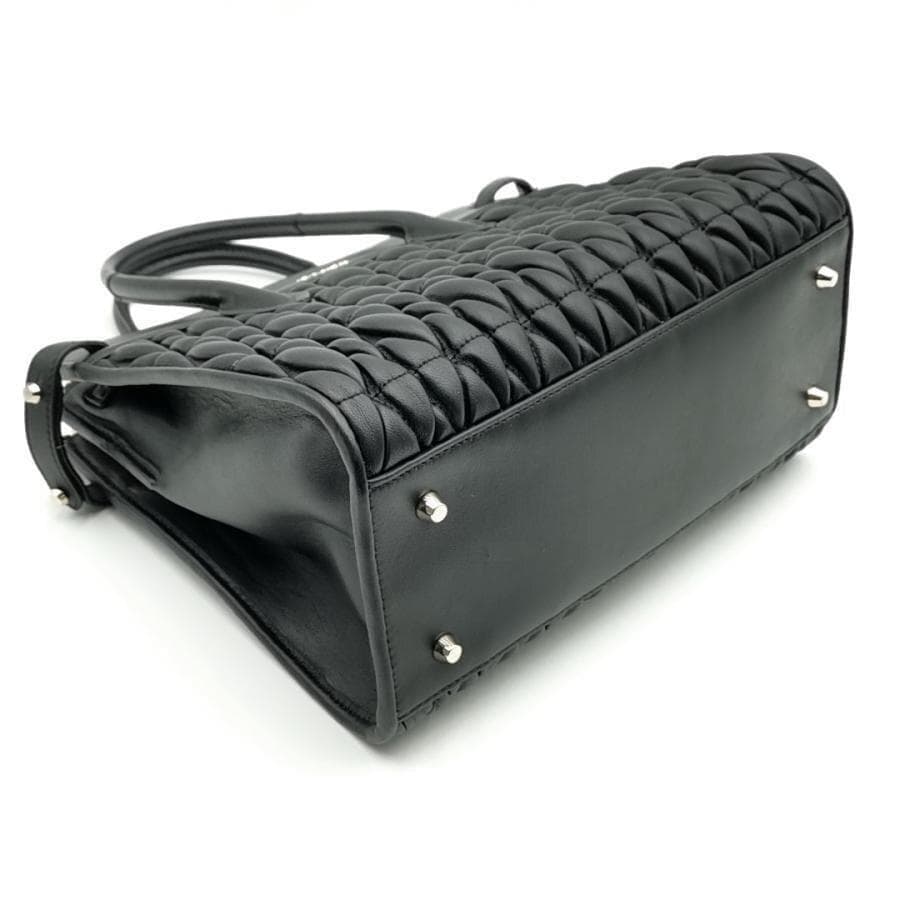 超美品 フルラ FURLA ショルダーバッグ ピンコメタ 10-25101902