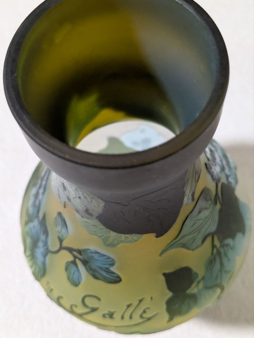 ガラス　フラスコ型花瓶　ガレ？　お値下げ中