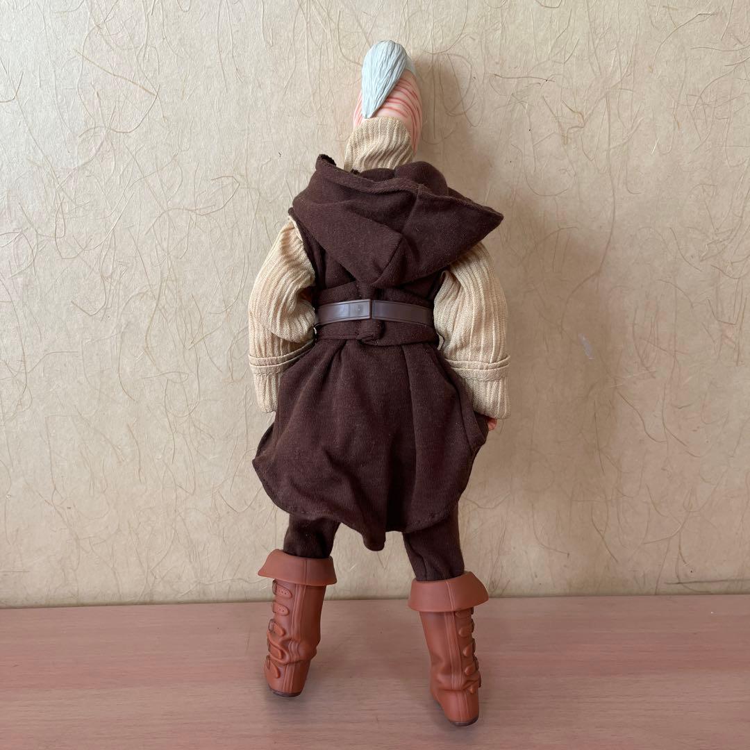 スターウォーズ　キ・アディ・ムンディ　フィギュア　Hasbro 33センチ大