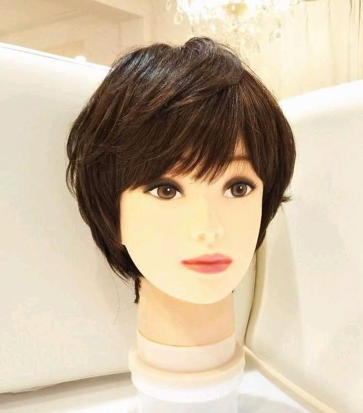 人毛100%総手植え地肌つむじ✨天地真理❣️さら艶髪！ふんわり美人ショート✨