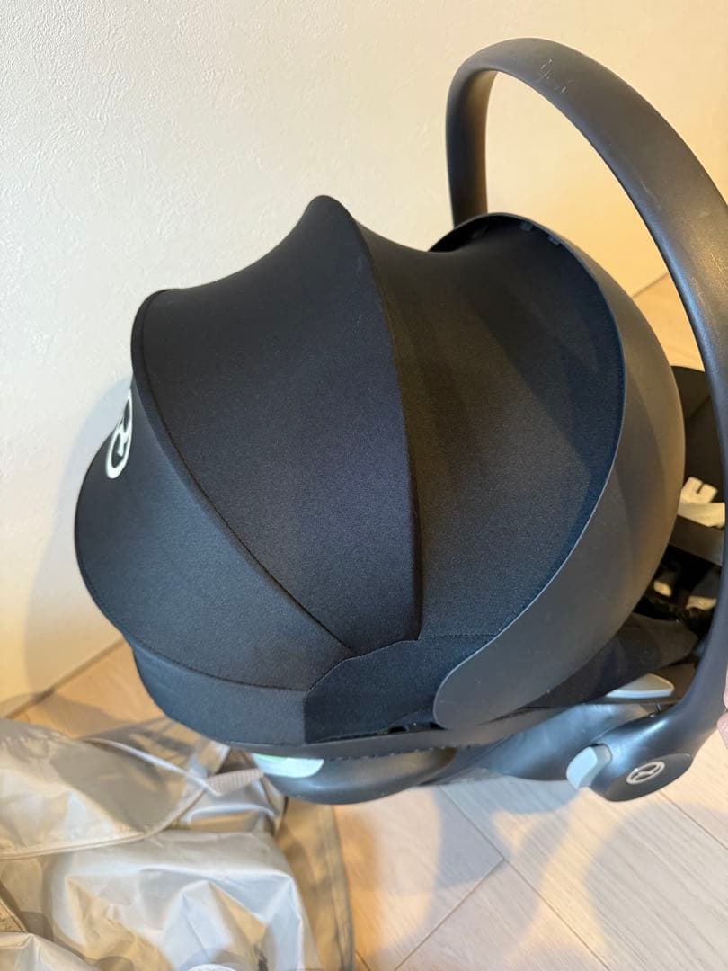 cybex ベビーシート 黒　ベビーカー用アタッチメント付き