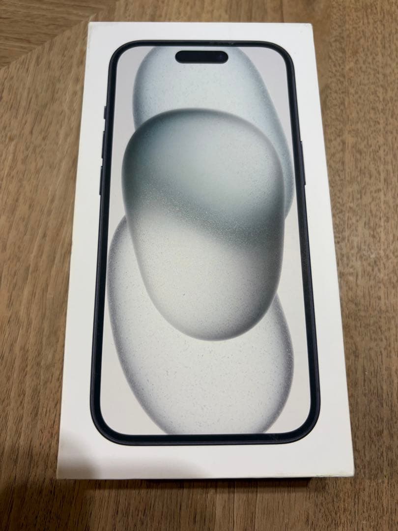 Apple iPhone 15 256GB SIMフリー