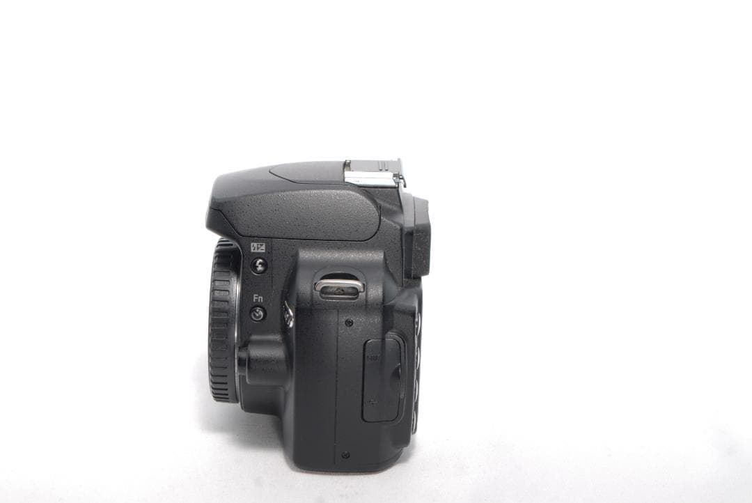 ✨Nikon D40✨レンズキット✨初心者向け✨軽量✨一眼レフ