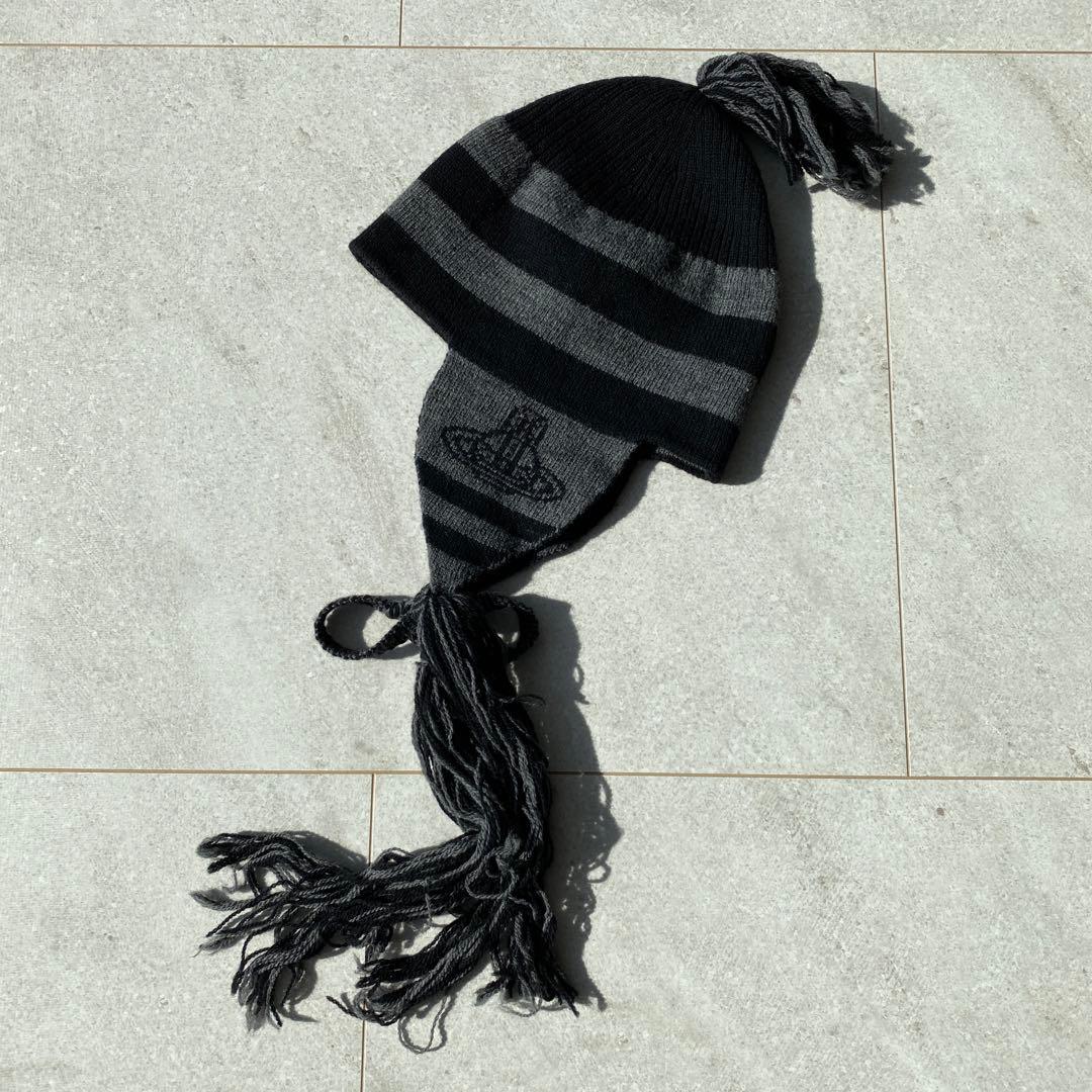 美品！ オーブ ヴィヴィアンウエストウッド 耳あて付き ニット帽子 ブラック